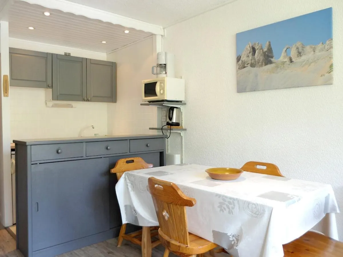 Studio Avec Balcon Proche Pistes Et Commerces A Tignes - Fr-1-502-493 Apartment